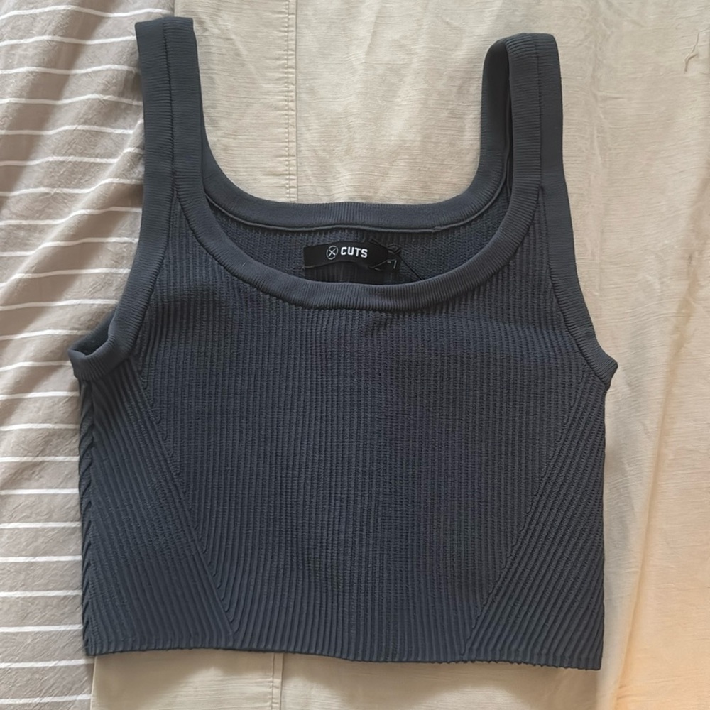 Cuts tank
